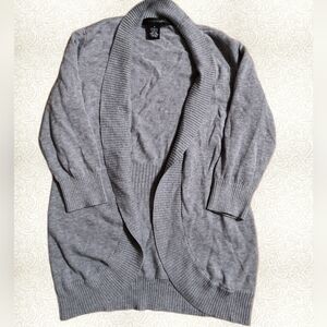 89th and Madison 3/4 sleeve cardigan, size small, gray